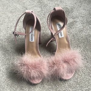 Steve Madden fluffy feather heels
